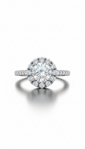 Diamond halo engagement ring
